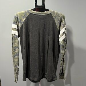 LIVE & TELL Camo Jersey